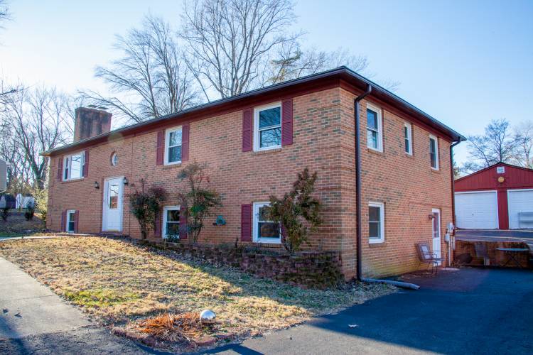 Hunting-One Bedroom Apartment Extended Stays in Charlottesville