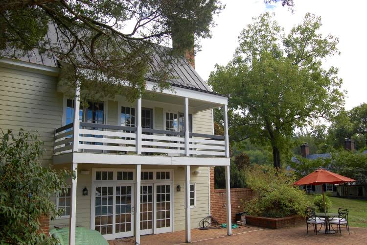 Temple Hill Cottage - Two Bedroom cottage for extended stays in Charlottesville, VA